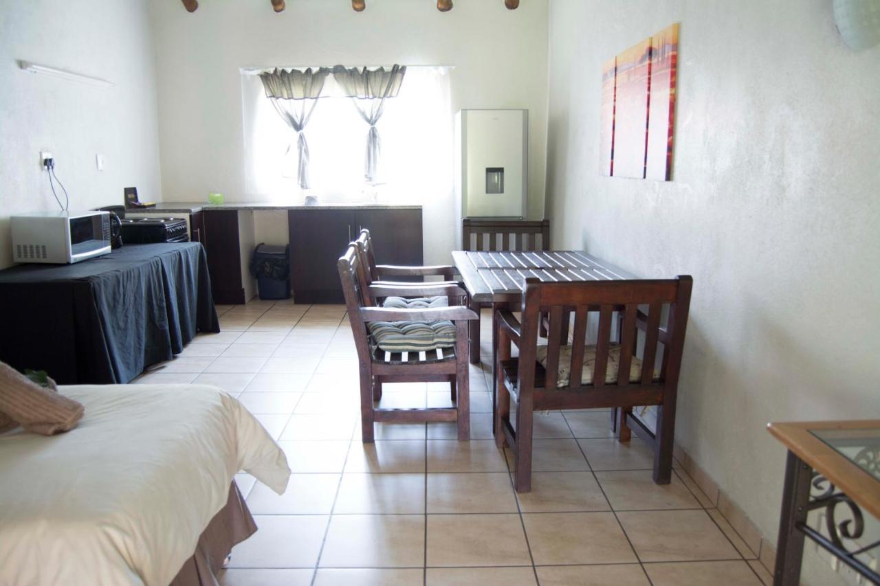 Floreat Riverside Lodge And Spa Sabie Ngoại thất bức ảnh